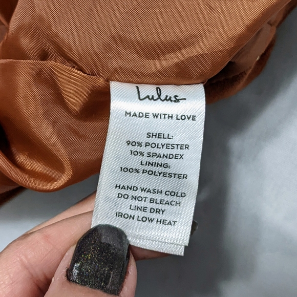 NWT faux suede studded mini skirt - Picture 9 of 9